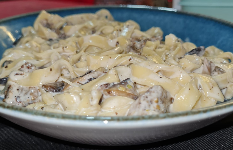 Fettuccine Alfredo Chicken